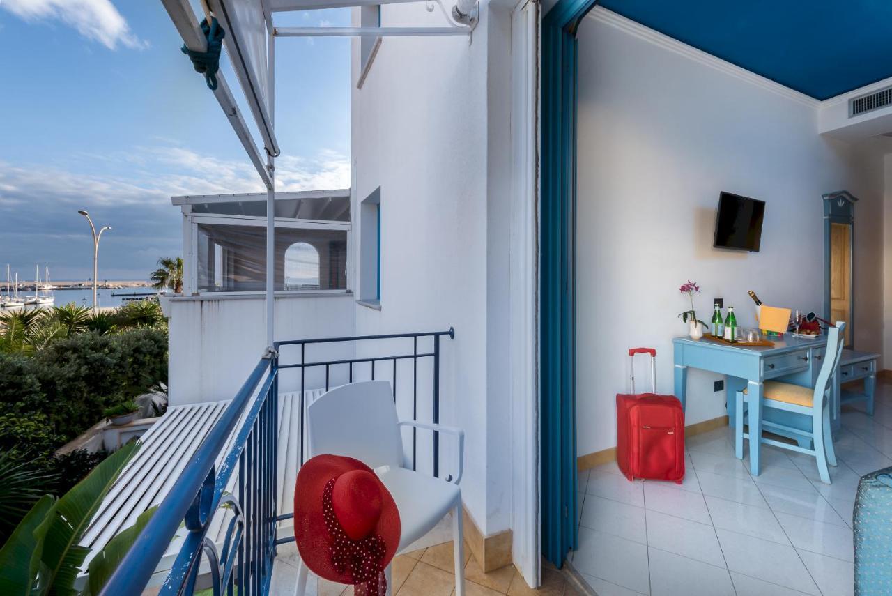 Hotel Ristorante Mediterraneo Faro San Vito Lo Capo Bagian luar foto