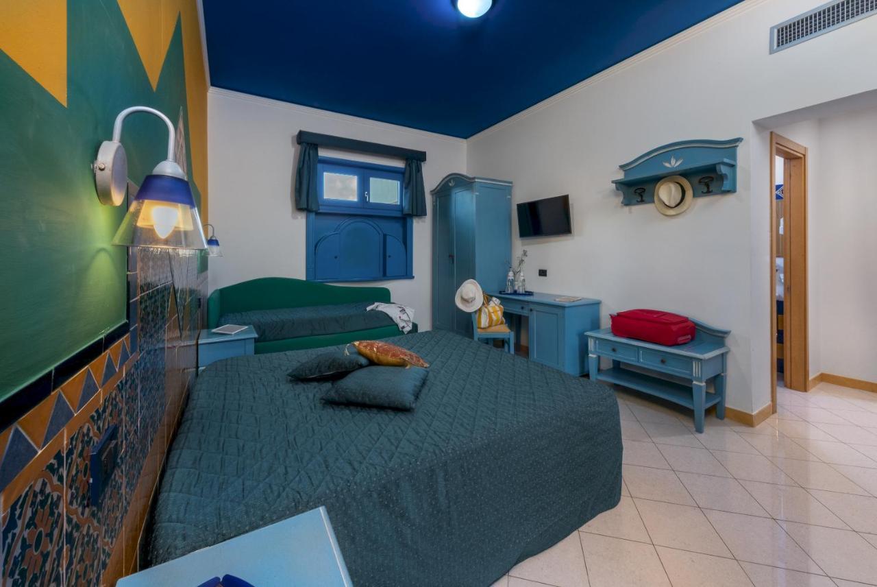 Hotel Ristorante Mediterraneo Faro San Vito Lo Capo Bagian luar foto