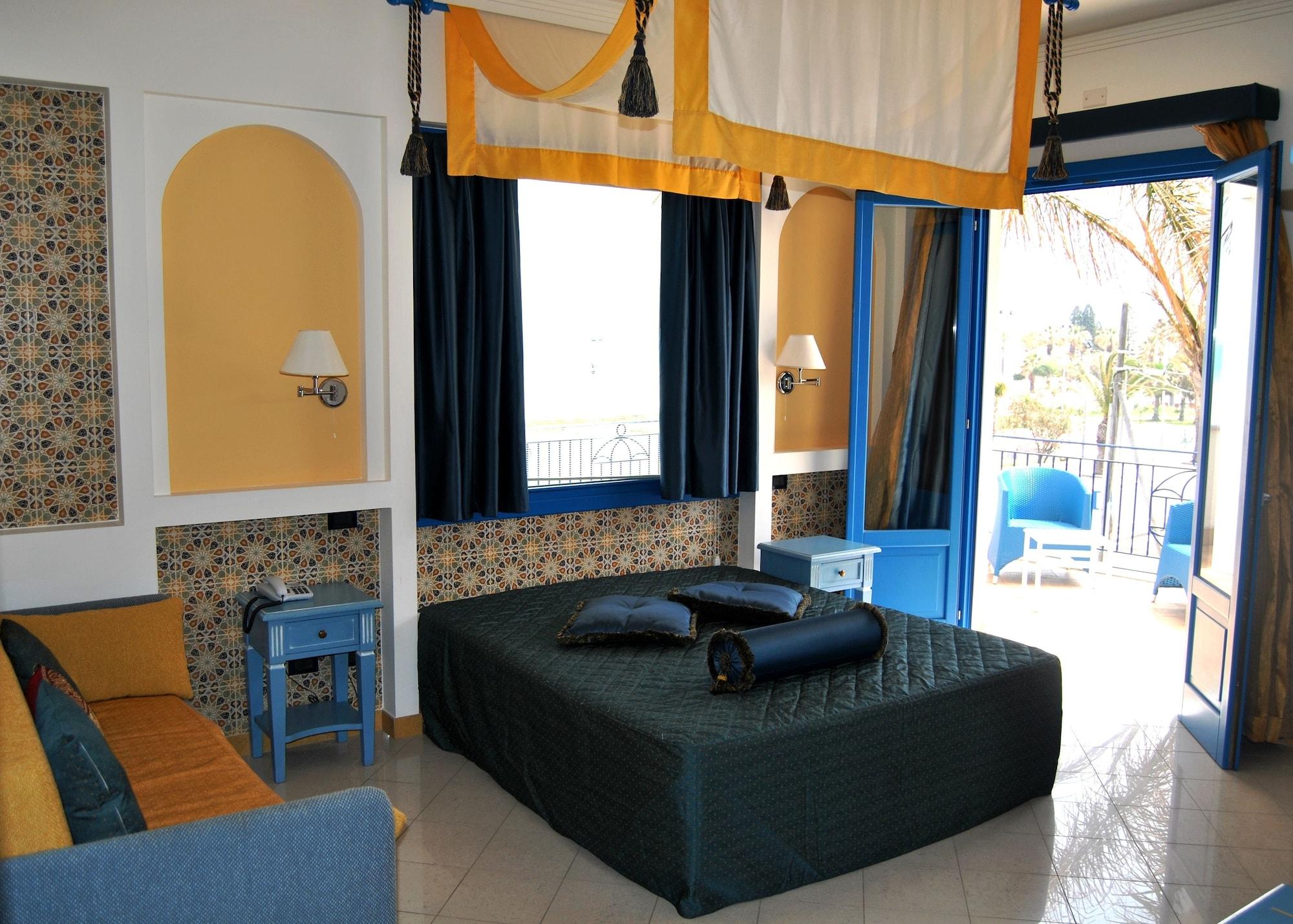 Hotel Ristorante Mediterraneo Faro San Vito Lo Capo Bagian luar foto