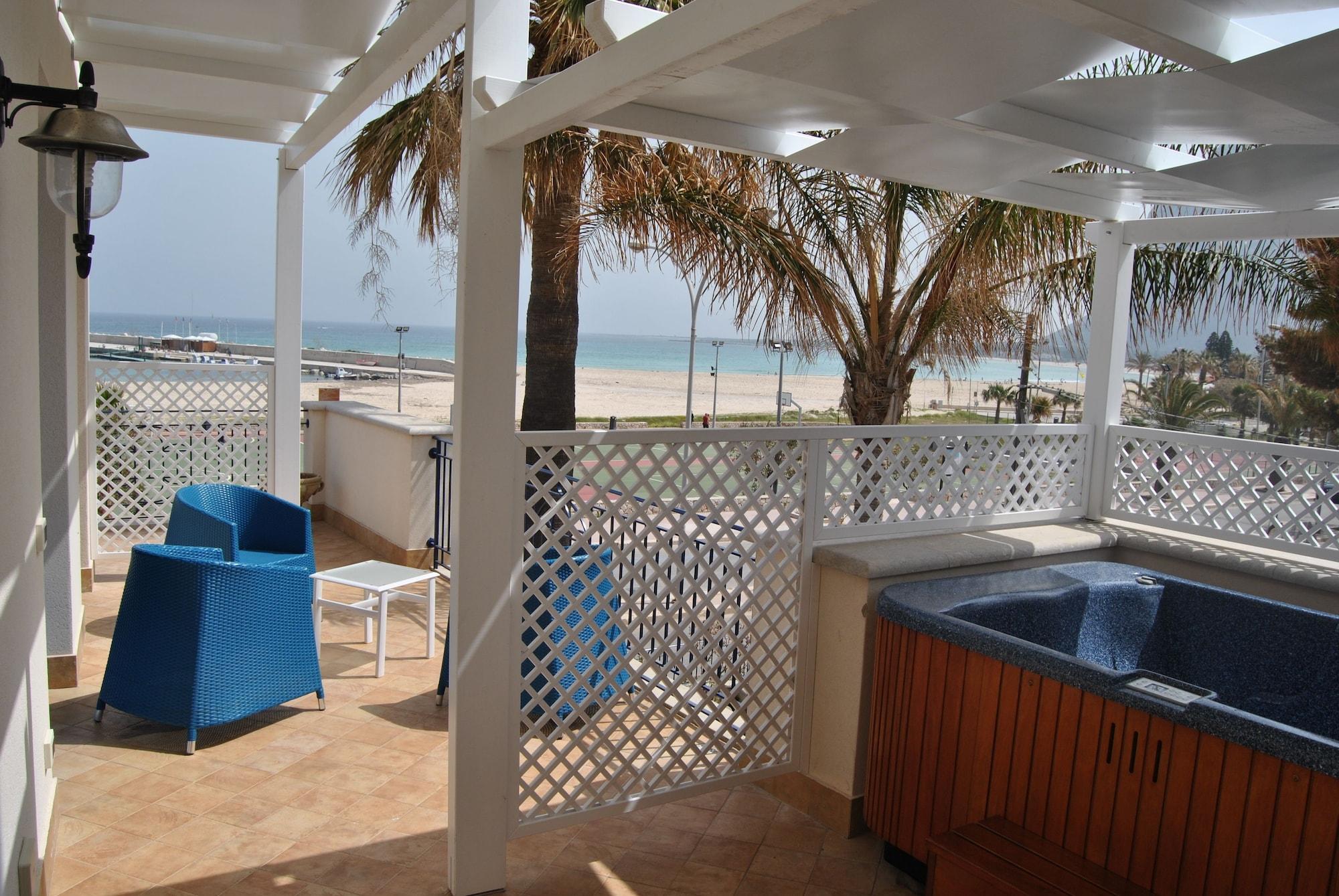 Hotel Ristorante Mediterraneo Faro San Vito Lo Capo Bagian luar foto