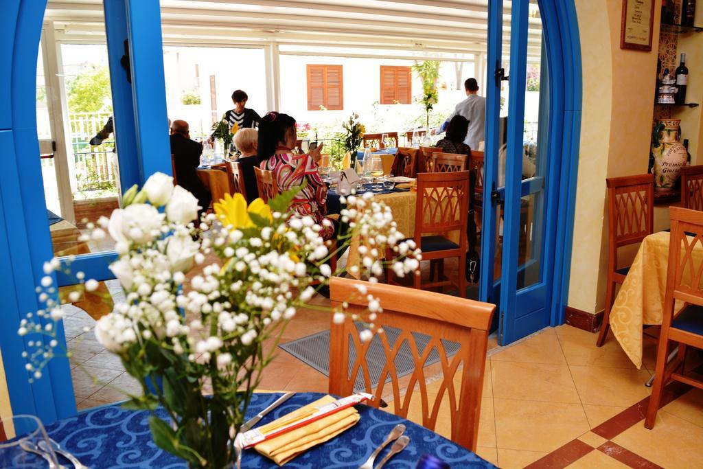 Hotel Ristorante Mediterraneo Faro San Vito Lo Capo Bagian luar foto