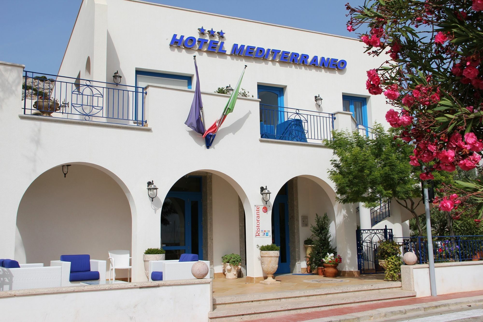 Hotel Ristorante Mediterraneo Faro San Vito Lo Capo Bagian luar foto