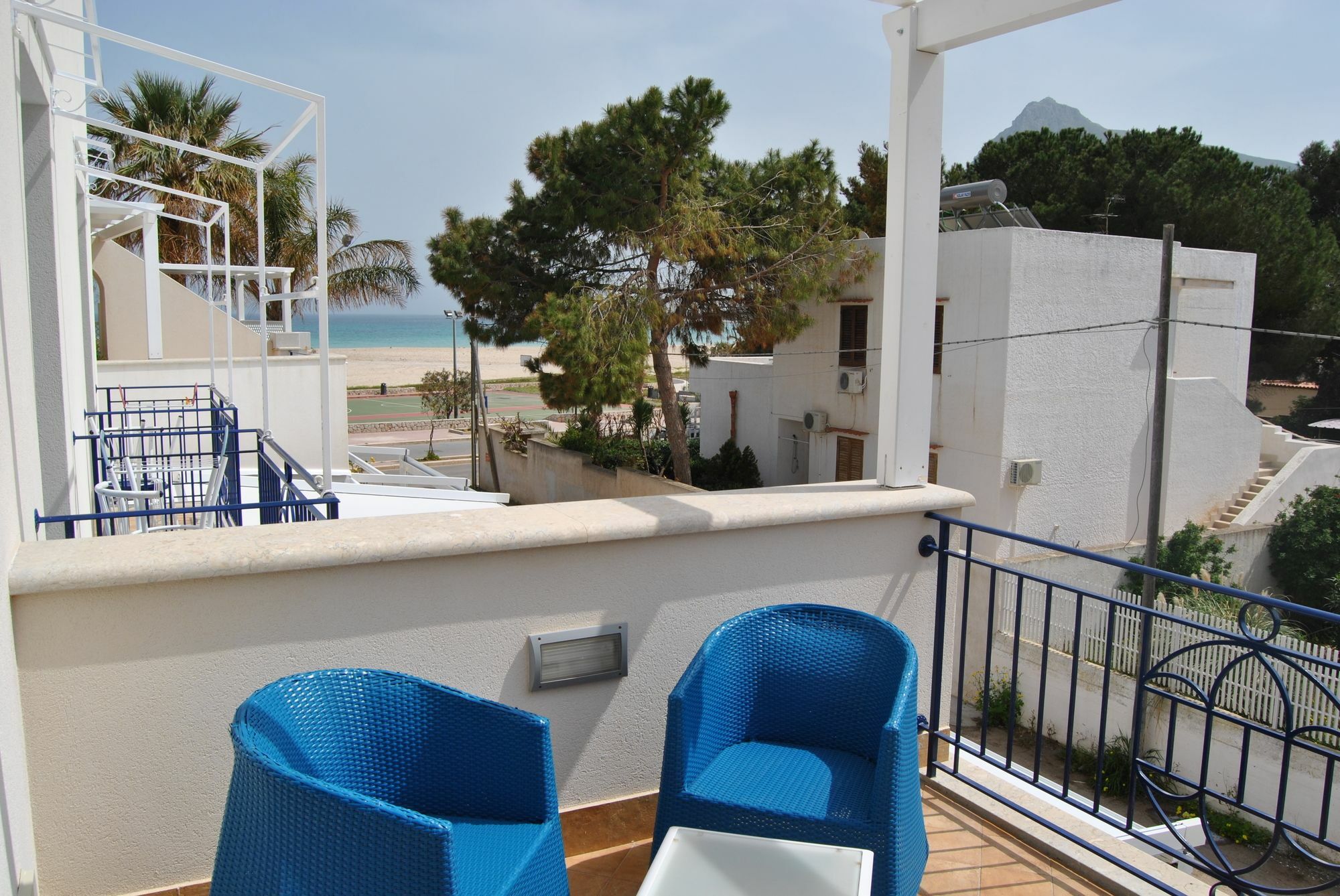 Hotel Ristorante Mediterraneo Faro San Vito Lo Capo Bagian luar foto